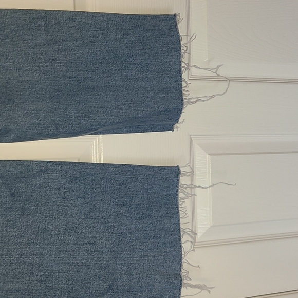 Zara jeans - Picture 3 of 4